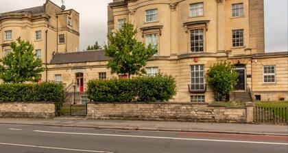 Central | Free Secure Parking | Relocating Families