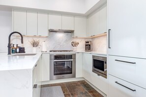 Microwave, oven, stovetop, dishwasher