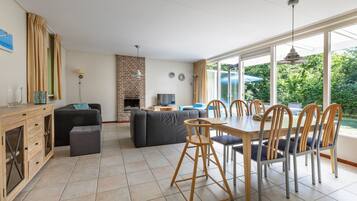 Bungalow | Living room