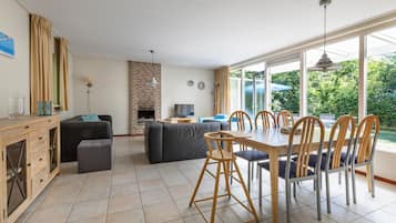 Bungalow | Living room