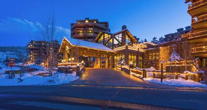 Ski-In/Out, 4 Bedroom Lockout With Loft at Westgate Canyons Resort
