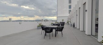 Great New Apartment close to Andares B