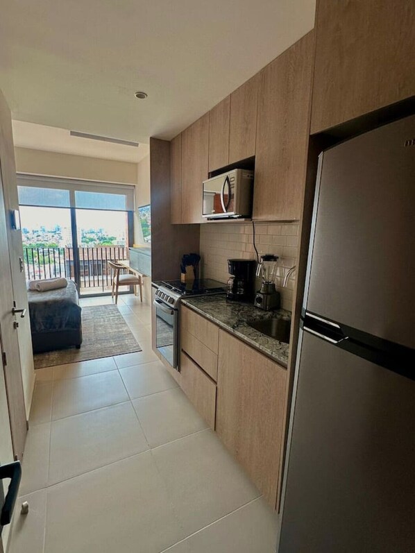 Fridge, microwave, oven, stovetop