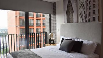 2 Schlafzimmer, Schreibtisch, Bügeleisen/Bügelbrett, WLAN