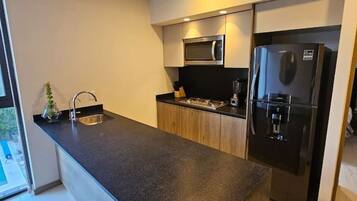 Fridge, microwave, oven, stovetop