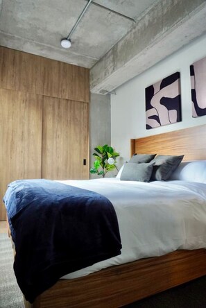 2 bedrooms, iron/ironing board, free WiFi, bed sheets - LEF 505 American Zone (Guadalajara)