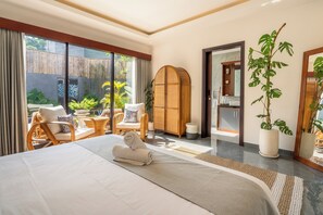 3 bedrooms, in-room safe, iron/ironing board, free WiFi - Villa Taj Brand New Luxury Pool Villa with Garden. 3 Bedrooms / 3 Bathrooms (Bali)