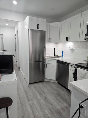 Private kitchen - Cozy newly renovated 2BR/2BA Upper East Side Getaway (New York)