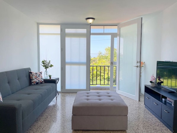Living area - 5bd house w/ huge pool by beach (Camuy)