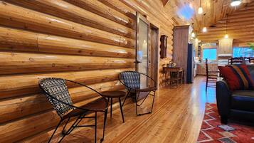 TV connectée, jeux vidéo, lecteur de DVD, livres