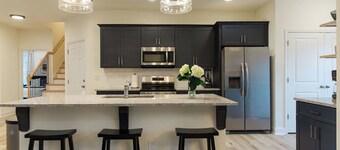 Peaceful Modern RootSong Retreat 4 min to Trilith; 25 min to ATL