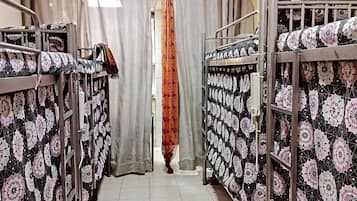 1 habitación, caja de seguridad en la habitación, escritorio y wifi