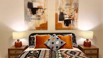 2 bedrooms, iron/ironing board, WiFi, bed sheets