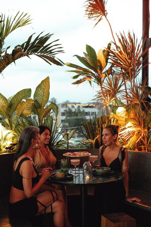 Food court - Downtown Tulum Hotel (Tulum)