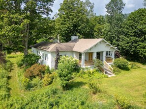 Exterior - Elegant Country Escape – Unique Home with Timeless Charm and Style (Margaretville)