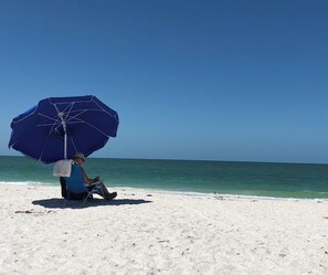 Sun-loungers, beach towels