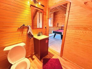 Bruser, boblebadekar, hårtørrer, håndklæder