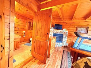Interior - Luxury cabin with stunning mountain views, hot tub, arcade table, & pool table (Sevierville)