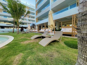 Property grounds - VIP Suite Gardenia_PrivateJacuzzi_Inf.Pool_Gym_Spa (Punta Cana)