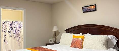 4 chambres, fer et planche à repasser, lit parapluie, Wi-Fi