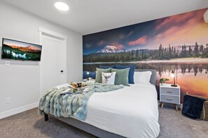 3 bedrooms, desk, iron/ironing board, WiFi - ~Heart of Washington~ (Seattle)
