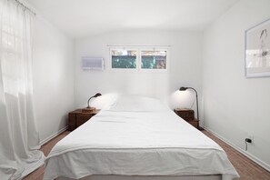 2 soverom, strykejern/-brett, wi-fi og sengetøy