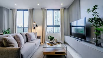 Apartamento (9J) | Sala de estar | Suelo radiante