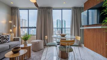 Apartment (20D) | Living room | Heated floors