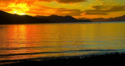 Remote Pelorus Sound Kiwi Bach on the Beach with Great Views
