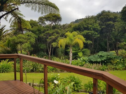 Remote Pelorus Sound Kiwi Bach on the Beach with Great Views