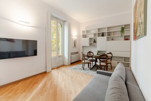 Uklassifisert bilde, 3 av 27, knapp