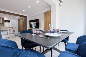Dining - PATO design apartment (Benidorm)