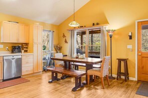 Dining - Serene Cabin Overlooking Trout Pond on 66 Acres (Brevard)