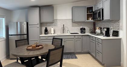 La Casita by Amarelys and lazaro
