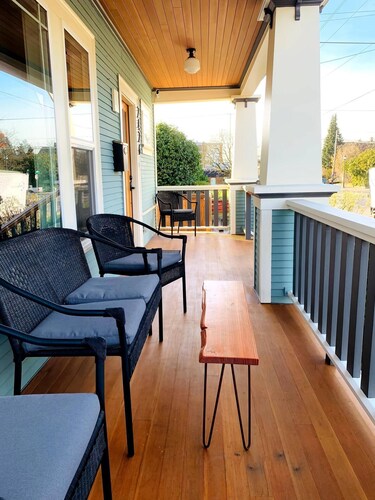 Awesome location, Lovely 5BR Alberta Arts District