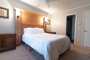 3 bedrooms, iron/ironing board, travel crib, WiFi