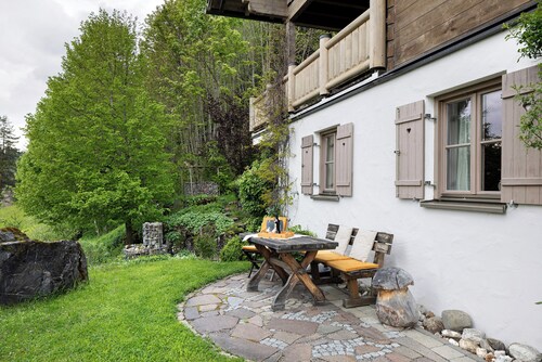 Apartment 'Verdandi' with Mountain View, Private Terrace and Wi-Fi