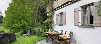 Apartment 'Verdandi' with Mountain View, Private Terrace and Wi-Fi