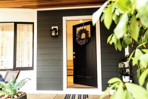 تفاصيل الفندق من الخارج