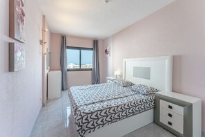 1 makuuhuone, silitysrauta/-lauta, ilmainen Wi-Fi, vuodevaatteet