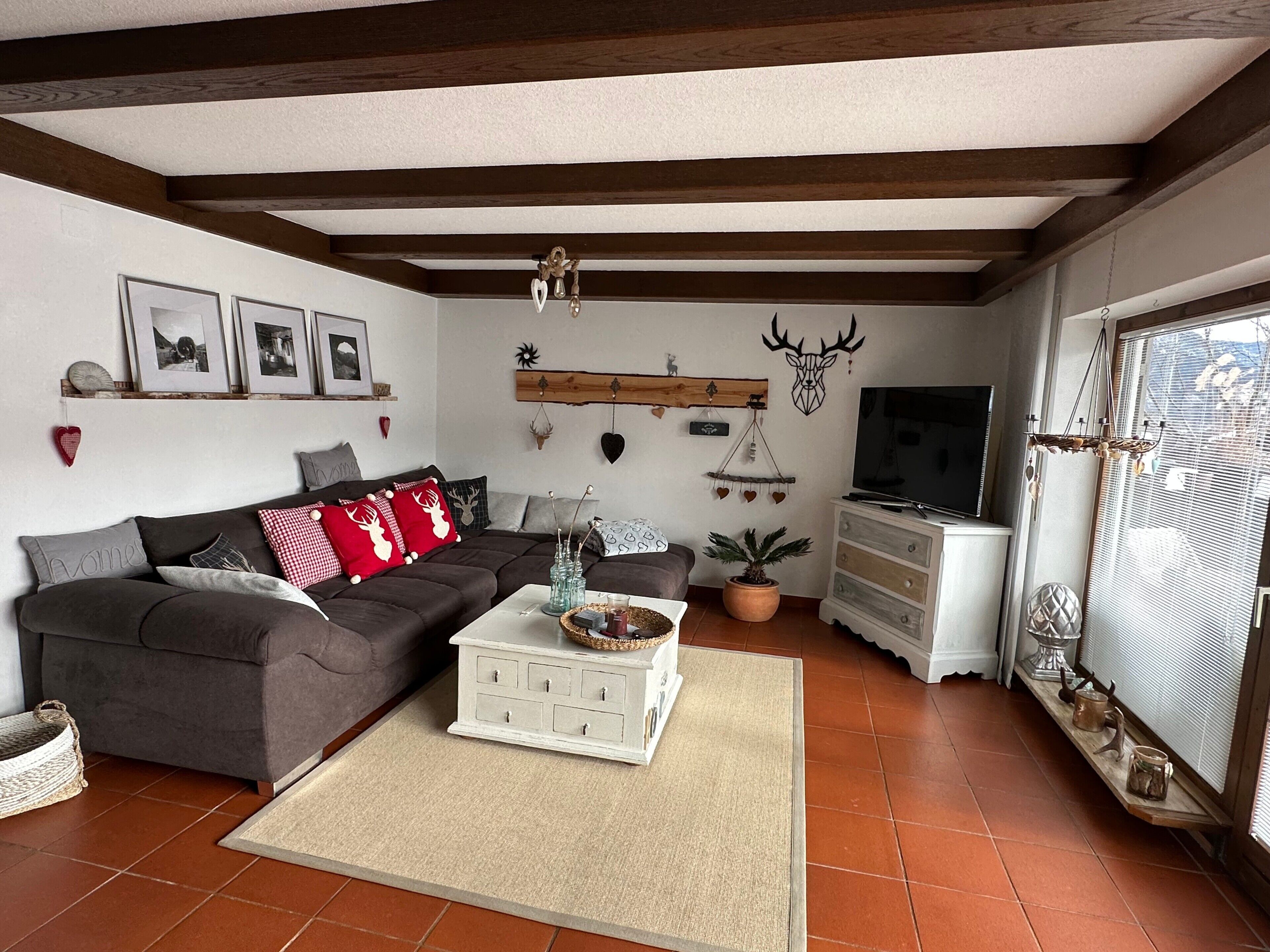 Televisión, videojuegos y reproductor de DVD 