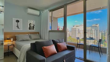 Apartamento | 1 quarto, escrivaninha, espaço de trabalho para notebook