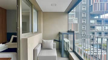 Apartamento conforto | 1 quarto, escrivaninha, espaço de trabalho para notebook