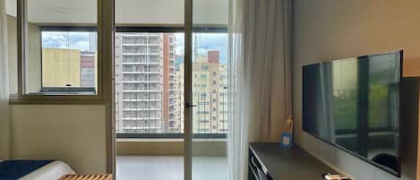 Comfort Apartment | 1 bedroom, desk, laptop workspace, WiFi (free)