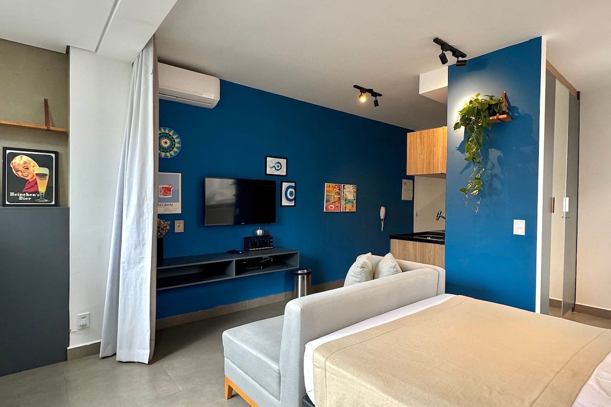 1 chambre, bureau, espace de travail pour ordinateur portable