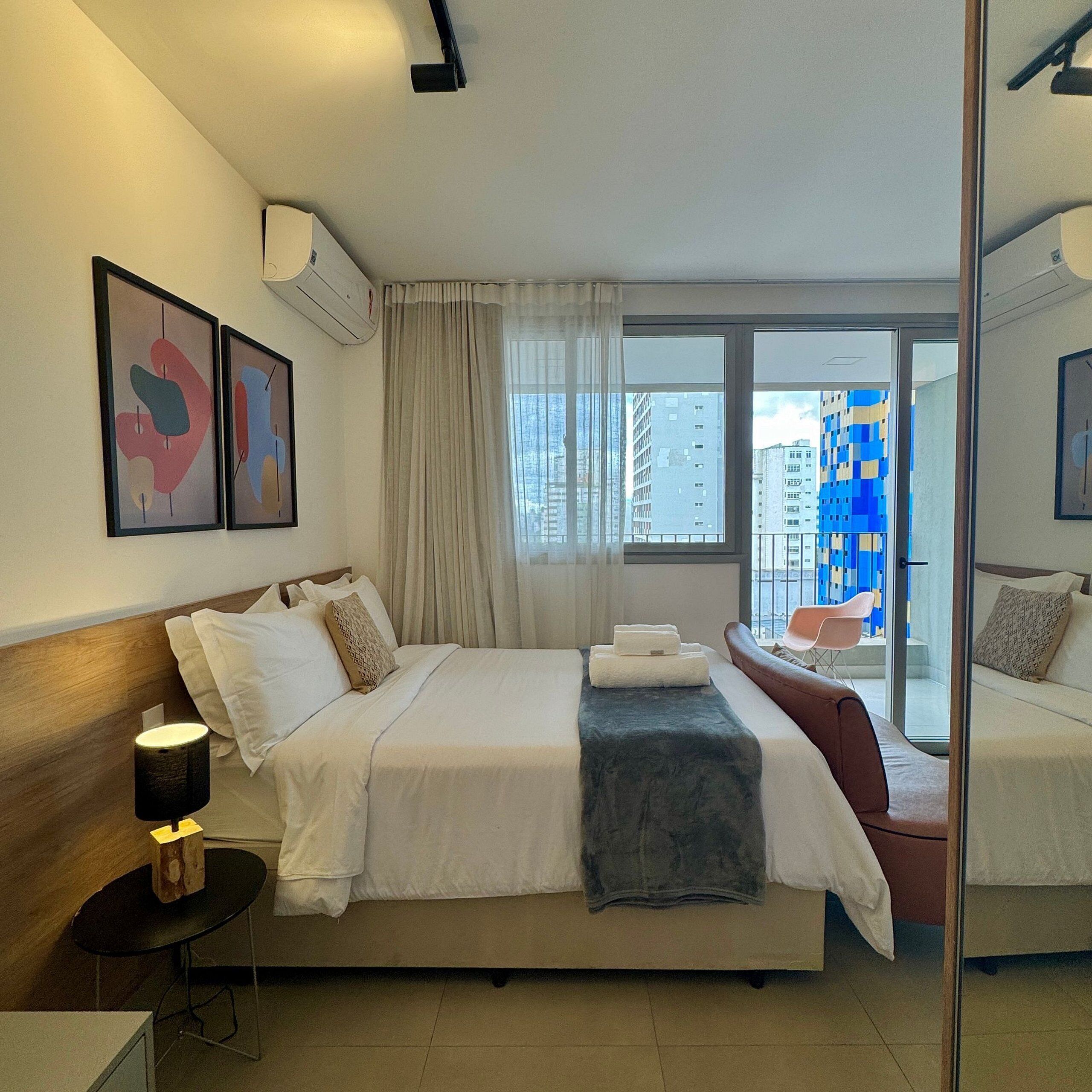 Comfort apartman | 1 hálószoba, íróasztal és laptophoz jól használható munkafelület