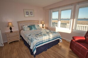 5 Schlafzimmer, Bügeleisen/Bügelbrett, WLAN