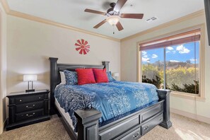 1 bedroom, desk, iron/ironing board, travel cot - Coral Springs Getaway- Close to Zion National Park (Hurricane)