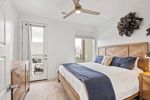 4 chambres, fer et planche à repasser, lit parapluie, Wi-Fi