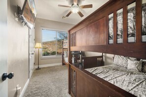 3 bedrooms, iron/ironing board, travel crib, WiFi